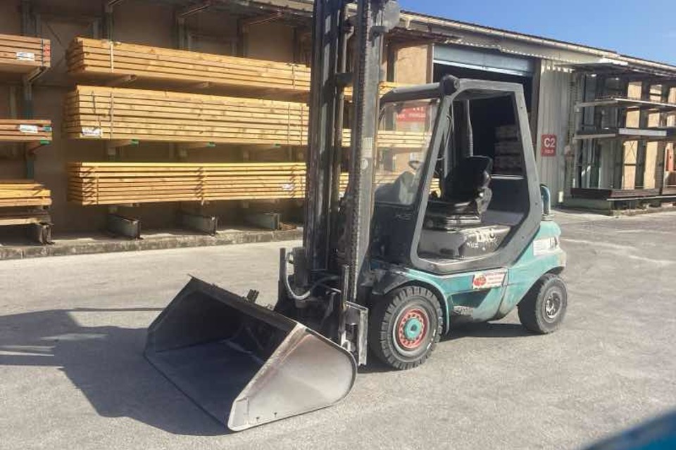 9018154 smarte 1 leftquarter