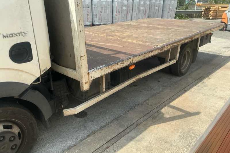 9043125 smarte 1 leftquarter