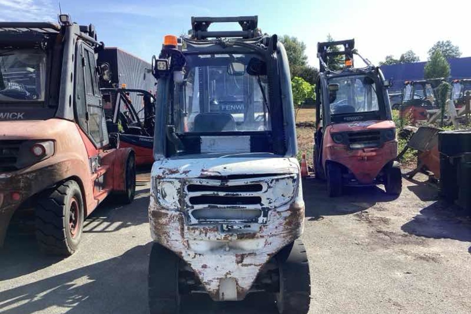 45755 smarte 3 rear