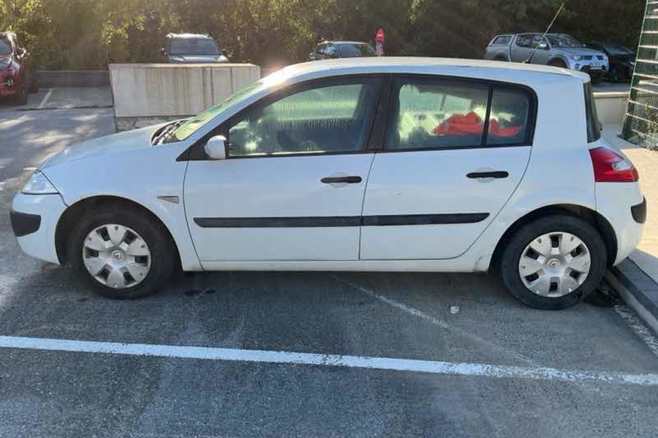 9022542 smarte 2 leftside
