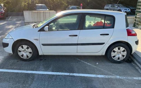 9022542 smarte 2 leftside